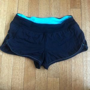 Ivivva black athletic shortie shorts